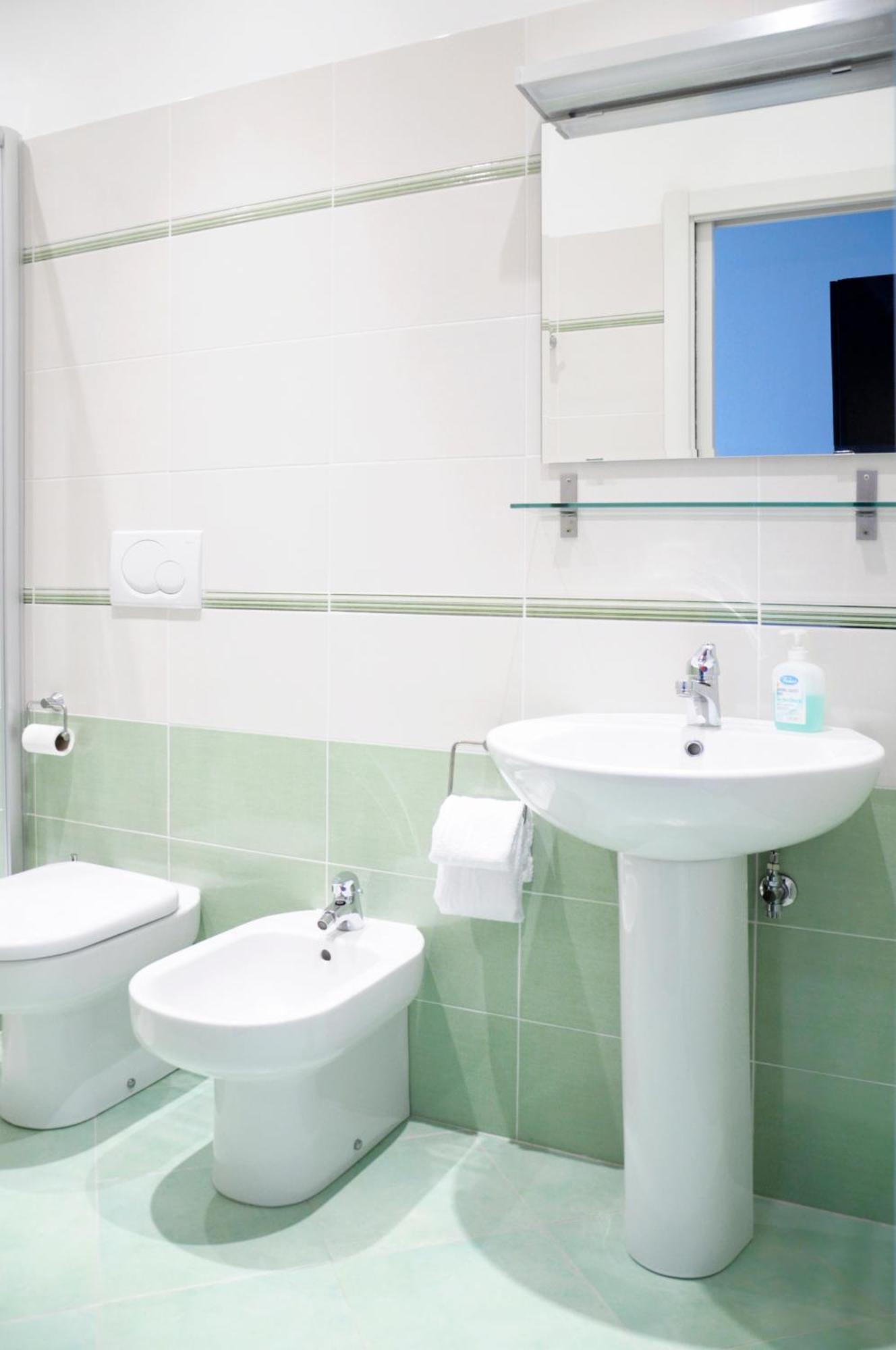 B&B Trieste Plus Luaran gambar